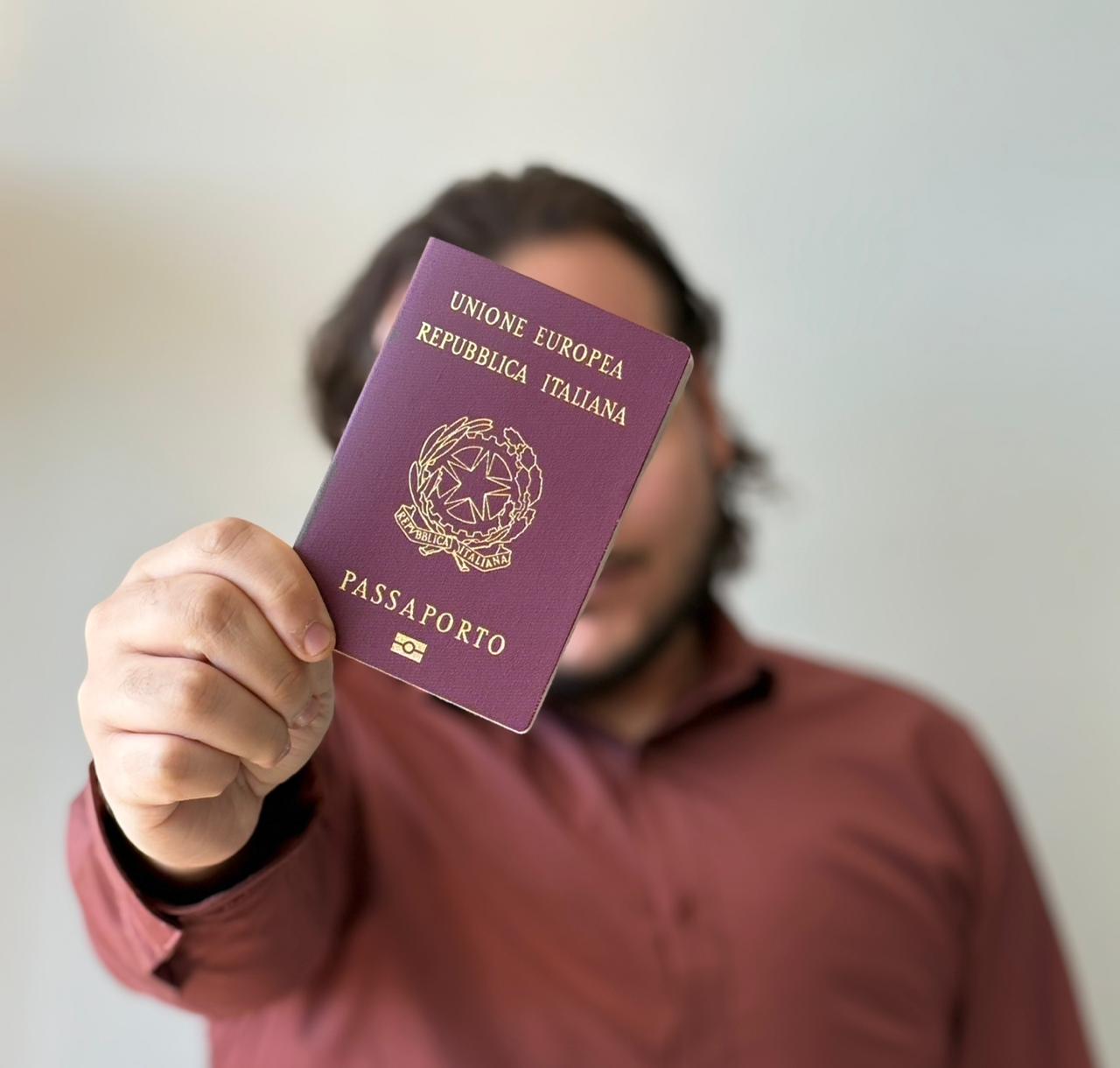 Leonardo Mariano com Passaporte Italiano